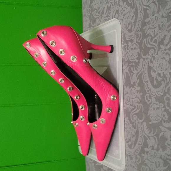 Esprit Leather Heels - Picture 2 of 3